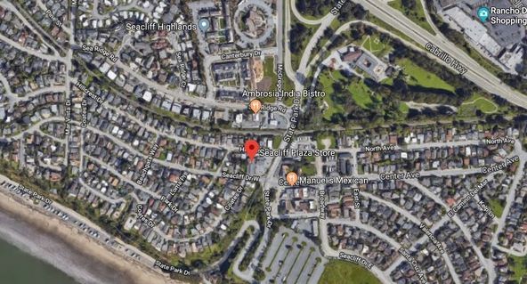 Seacliff Plaza: 219 - 225 State Park Drive, Aptos, CA 95003